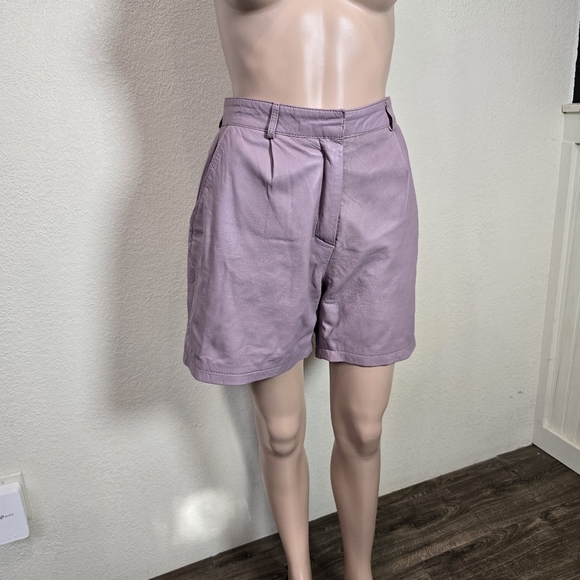 CIGNO NERO 100% Butter Soft Leather Lavender Shorts Size 8-10 - Picture 4 of 8
